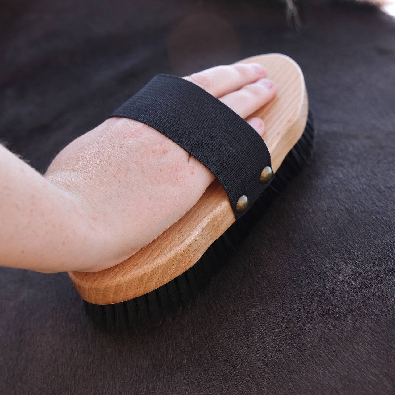 Beechwood Premium Equine Brushware - Body Brush