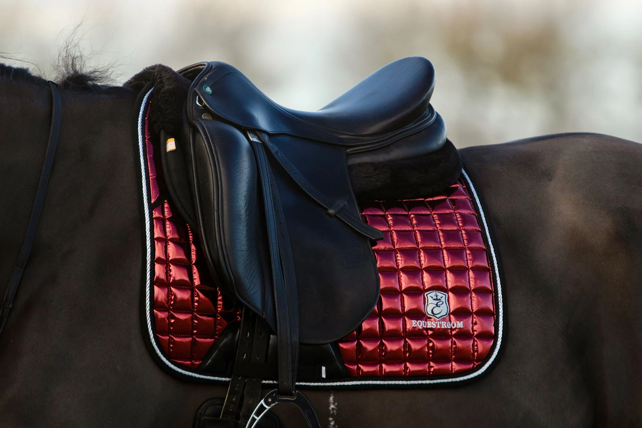 Electric Red Saddle Pad Set - Image 3