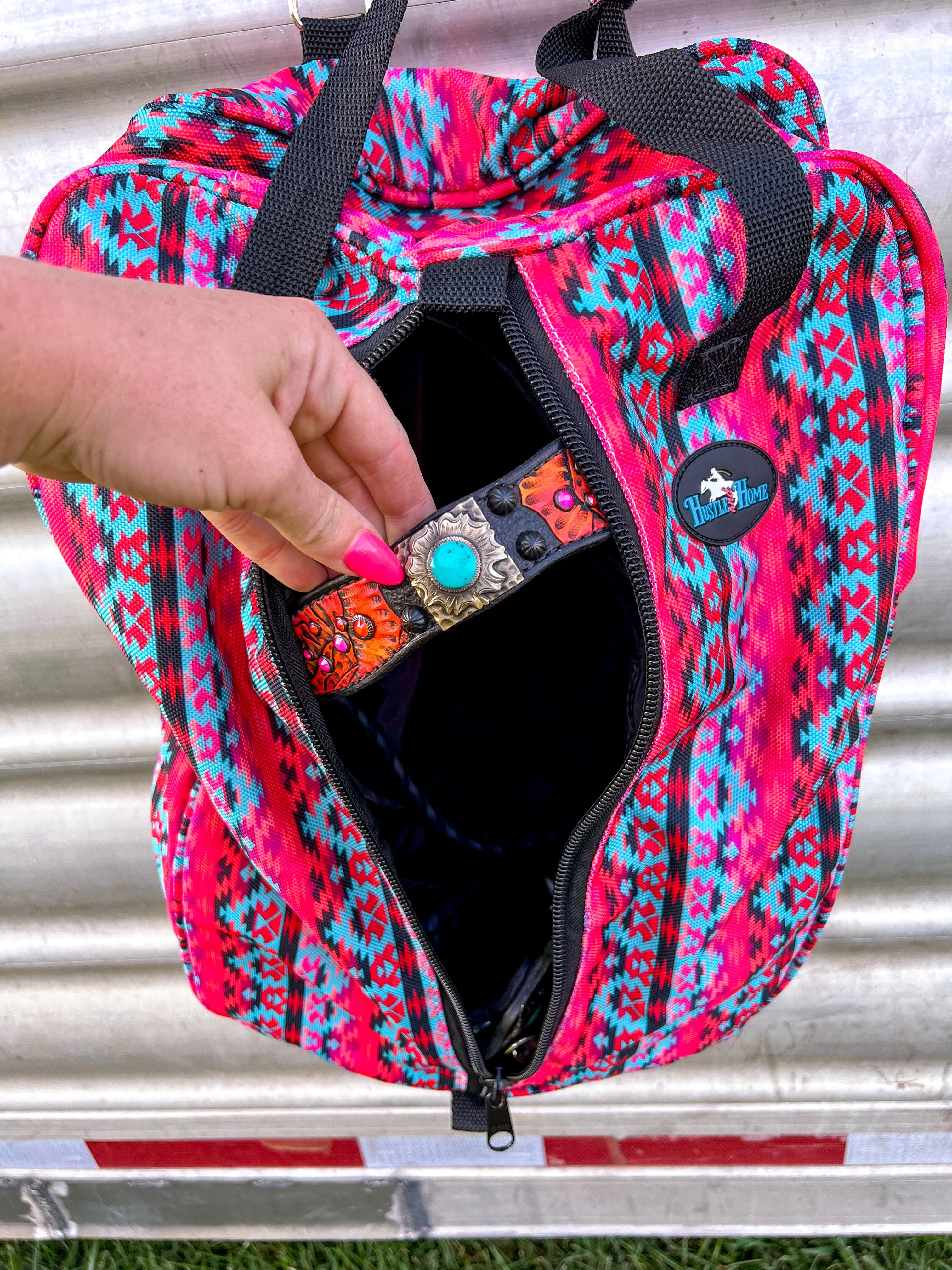 Luxury Tack Bag - Classic Coral